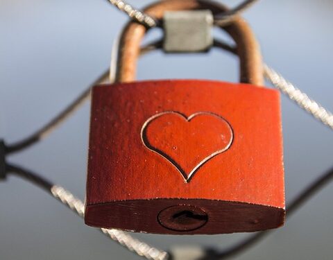 Healing Hearts: Inspirational Quotes to Mend and Restore