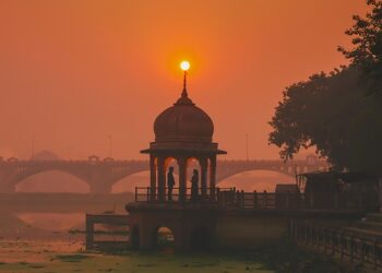 Embrace Your Inner Strength: Inspiring Self-Love Quotes to Lift Your Spirits